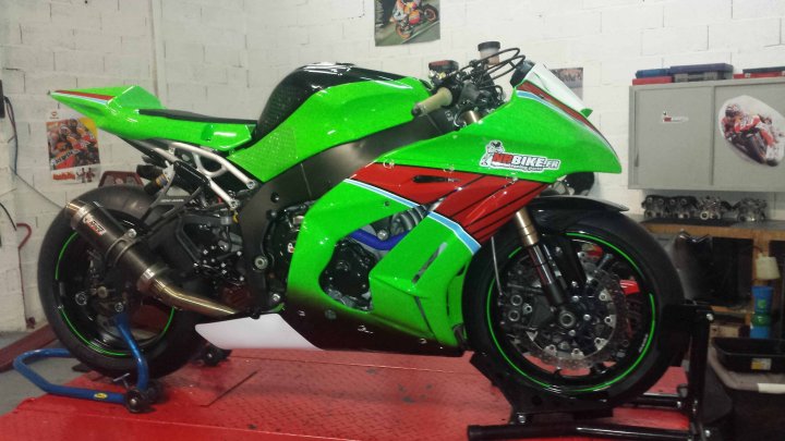 Boucle arrière MOTOHOLDERS pour KAWASAKI ZX10R 2011-2015