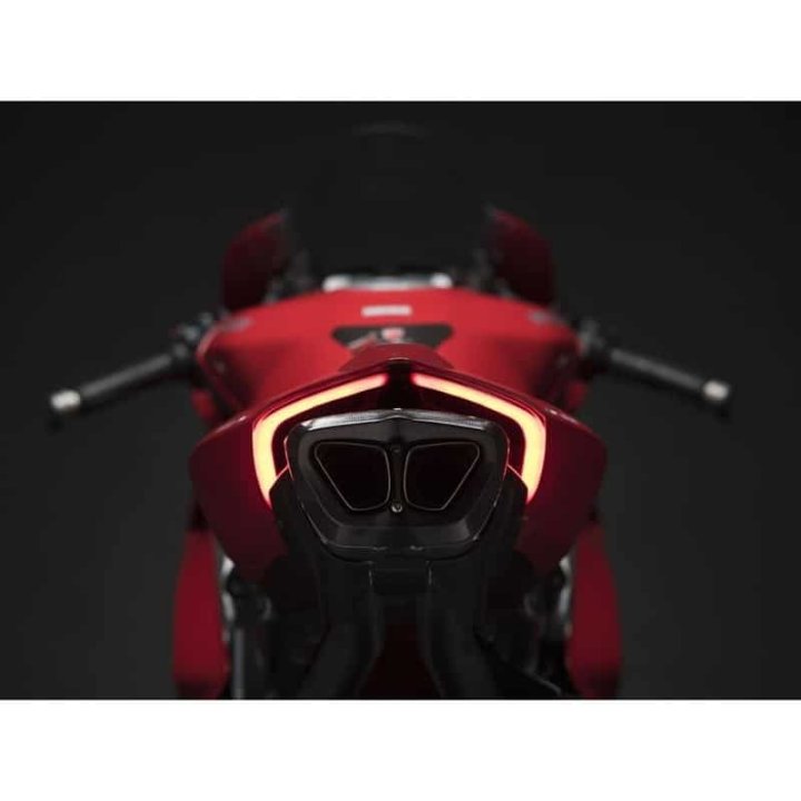 LIGNE COMPLETE TERMIGNONI POUR DUCATI PANIGALE V4 D18209400ITX