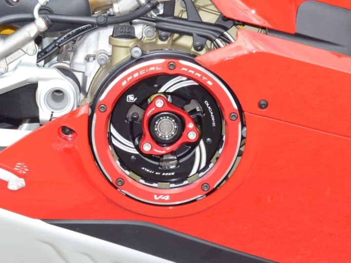 CARTER D'EMBRAYAGE DUCABIKE PANIGALE V4 (CCV401)