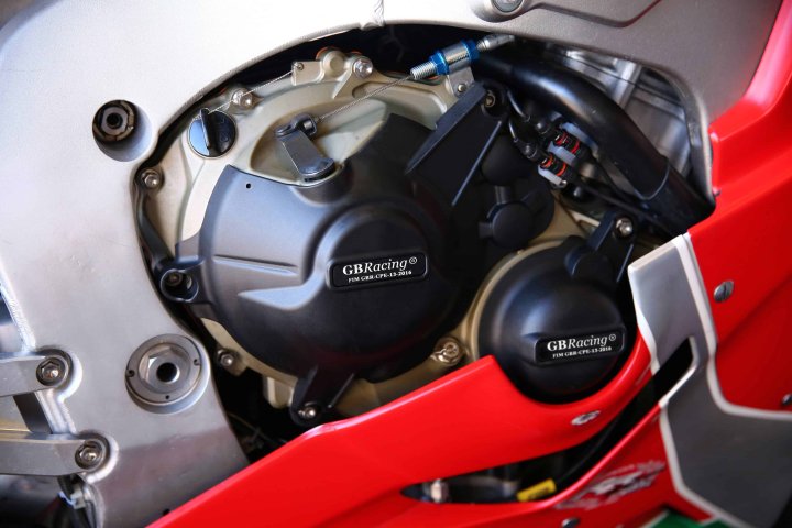 Protection de Carter Embrayage GB RACING pour HONDA CBR1000 RR 2017