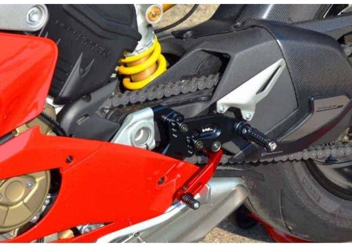 COMMANDES RECULÉES DUCABIKE PANIGALE V4 / V4R (PRV401)