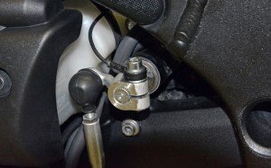 SHIFTER HEALTECH EASY IQSE-1 POUR APRILIA RSV1000 (V2) 2004-2011