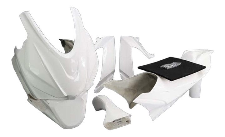 carénage poly course piste aprilia RSV4