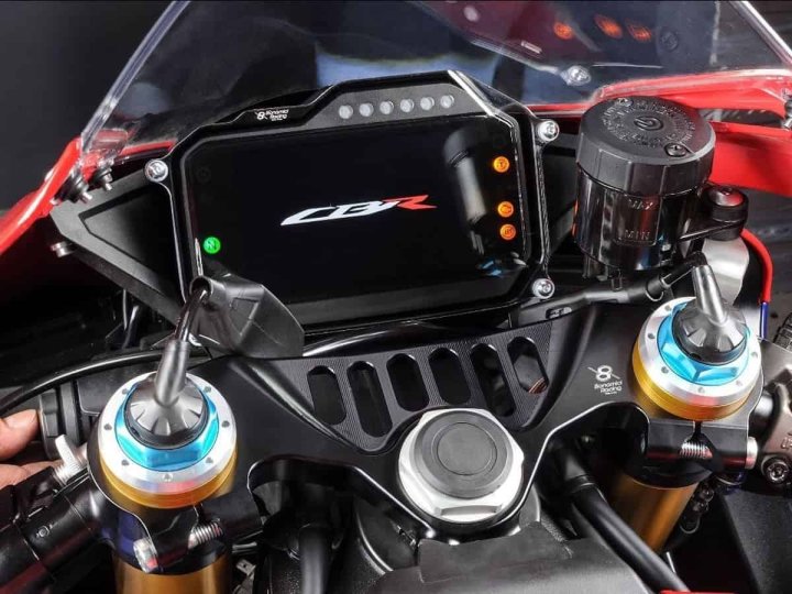 PROTECTION TABLEAU DE BORD BONAMICI HONDA CBR1000RR-R 20-23