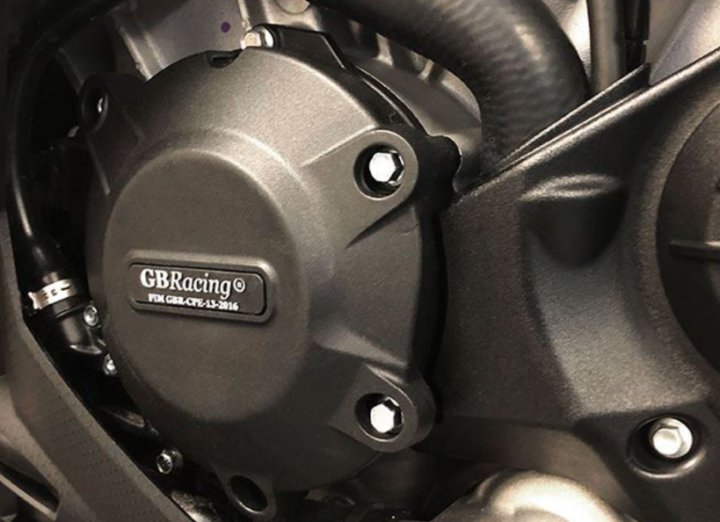 Set de Protections carter moteur GB Racing APRILIA RSV4 / TUONO V4 2021-2024