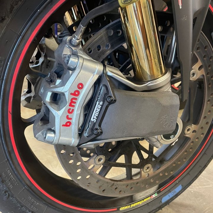 Ecope de refroidissement étrier de frein Spider pour Ducati Panigale V4 2018-2026 (35.D1)