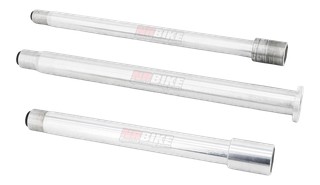 Kit axes de roues avant + arrière + axe de bras oscillant en titane pour Yamaha R1 2015-2024