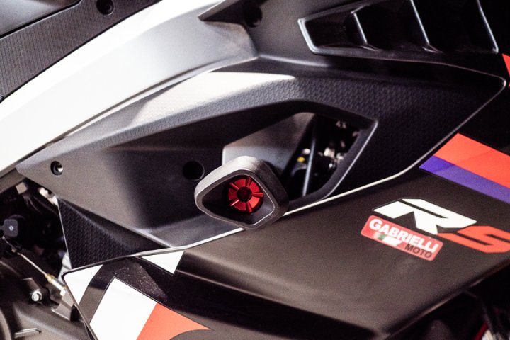 Tampon de protection de cadre Evotech APRILIA RS 457 (STDA-031)