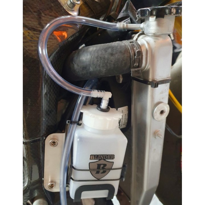 kit vase d'expansion Blinder pour RSV4 2021-2026