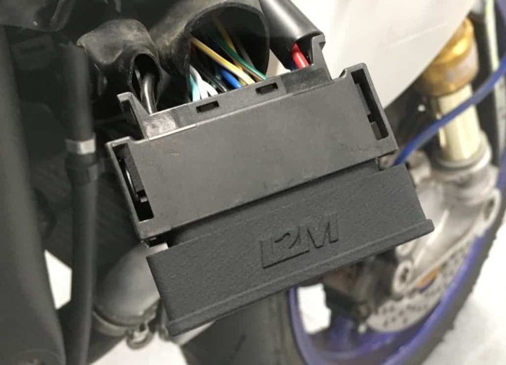 Emulateur pour suppression centrale ABS I2M pour CBR600RR 2024-2025