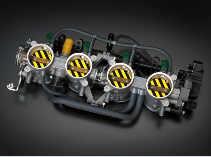 Eliminateur papillon secondaire HEALTECH GSX-R600 2004-2005, GSX-R750 2004-2005 (STVE-12)