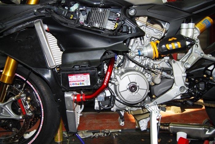 RADIATEUR EAU ET HUILE ADDITIONNEL FEBUR POUR DUCATI PANIGALE V2 2020-2024