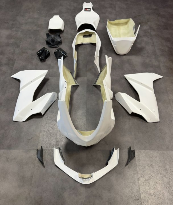 Kit carenage poly piste Plastic Bike APRILIA RS 660 2025-2026