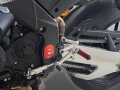 Platines de déport pour repose pied d'origine Aprilia RSV4 2017-2026 (PAC07D)