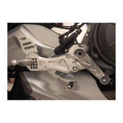 Pédale de remplacement pour commandes reculées taillées masse APRILIA RS 660 [nrb-sourced-2026-08-07]