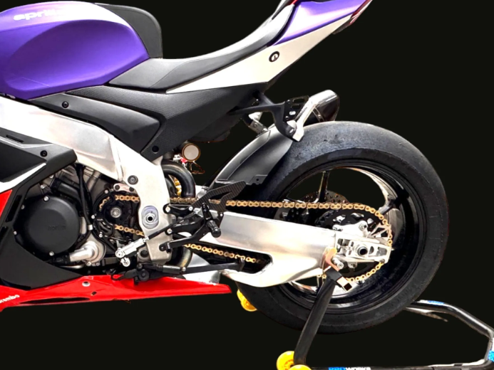 Système de changement rapide de roue arrière CBE pour Aprilia RS 660 2020-2026