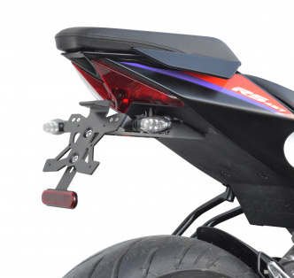 SUPPORT DE PLAQUE APRILIA RS457