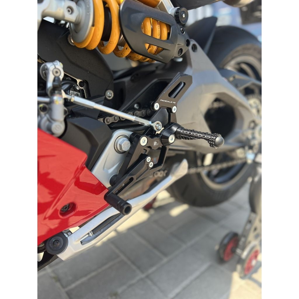 Commandes reculées PP Tuning Ducati Panigale V2 2025