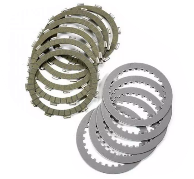 Kit disques garnis + lisses renforcés NEWFREN pour MT09 2017-2025, Tracer 900 2017-2025, R9 2025-2026 (F2888SR)