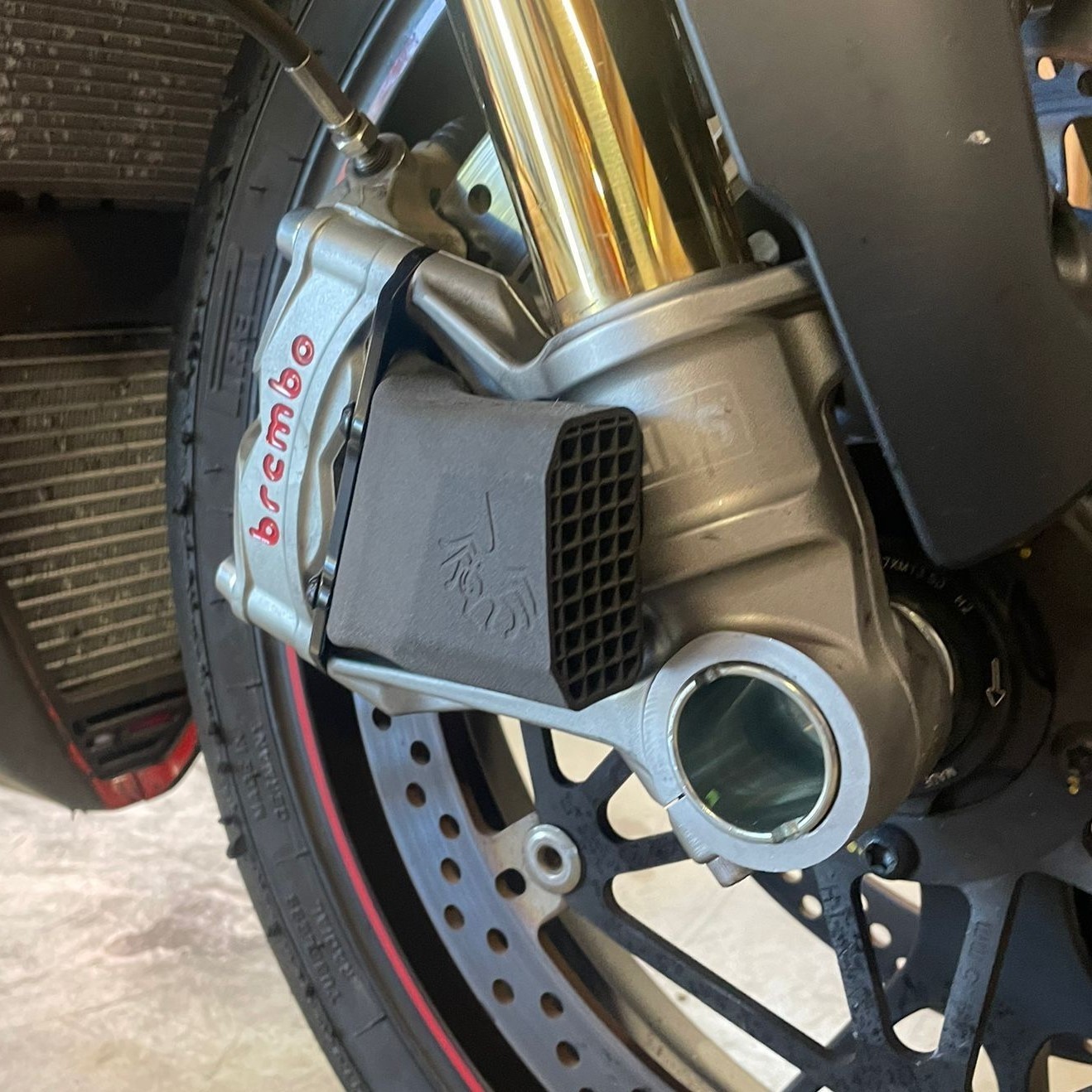 Ecope de refroidissement étrier de frein Spider pour Ducati Panigale V4 18>22