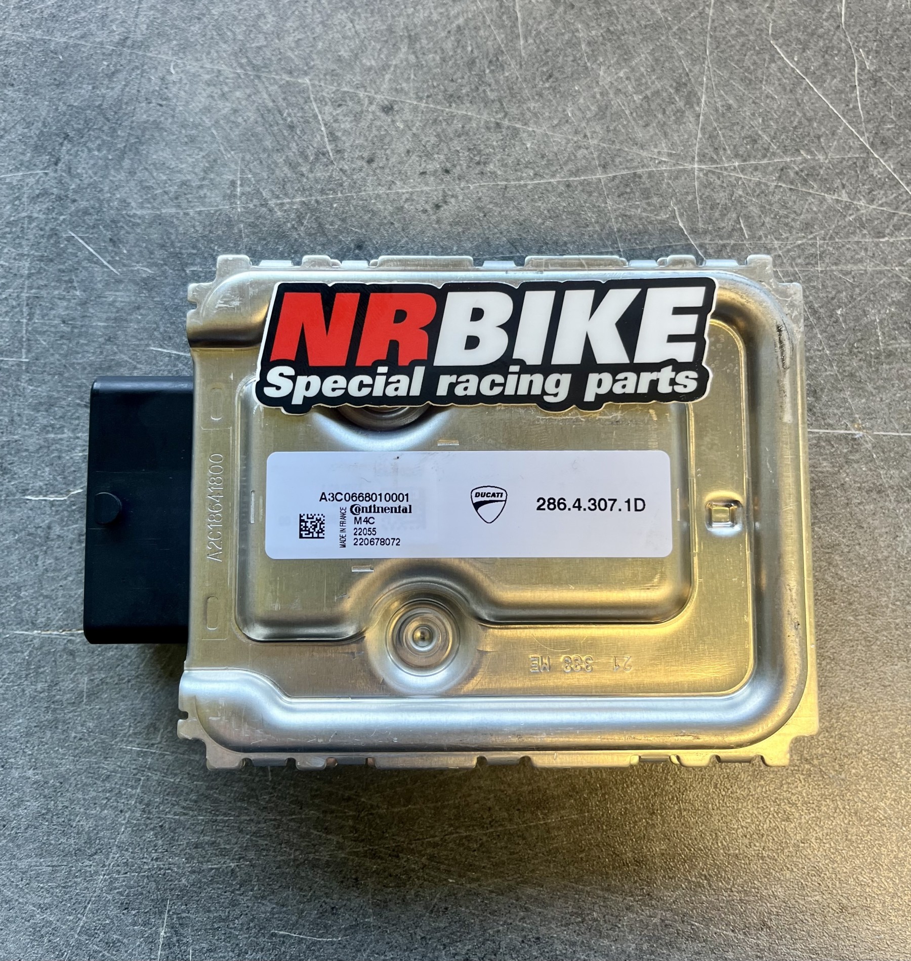 Reprogrammation boitier ECU Ducati HYPERMOTARD 950 22-23