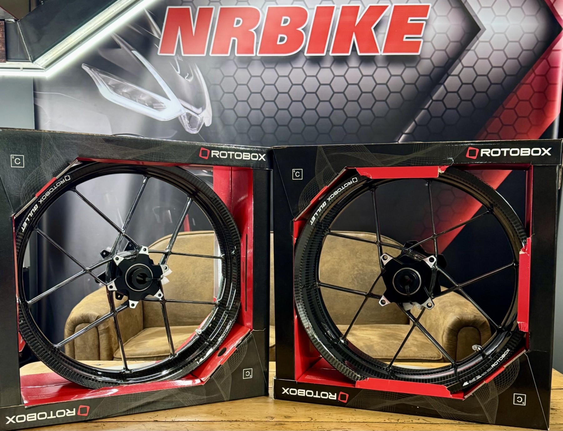 JANTES CARBONE ROTOBOX BULLET pour APRILIA RSV4 2009-2026