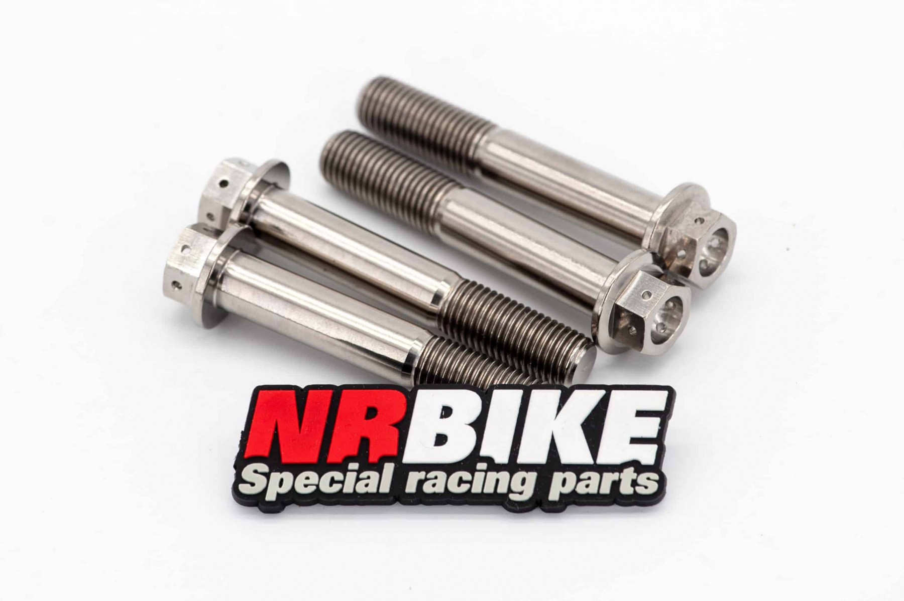 VIS D'ETRIERS AVANT PERCEES EN TITANE POUR DUCATI SBK 749, 999, 848, 1098, 1198 