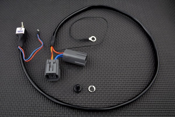 Switch de ventilateur manuel SMARTMOTO pour KAWASAKI Z900 / Z900RS 2017>2024 (RFS-004)