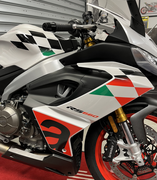 CARENAGE GAUCHE APRILIA RS660 EXTREMA (2B006619000Q4)